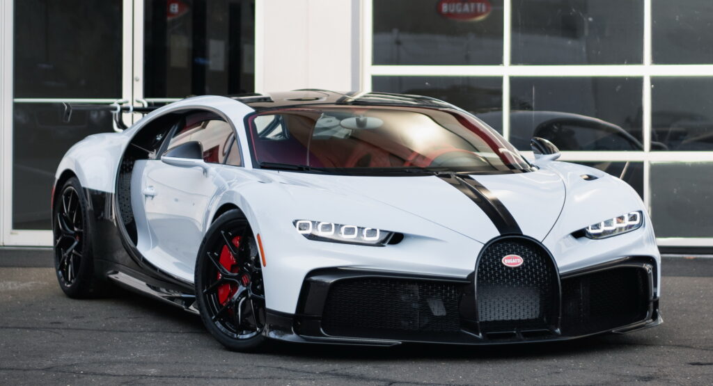 Hypercar Bugatti Chiron Super Sport Specifiche Prezzo Cavalli