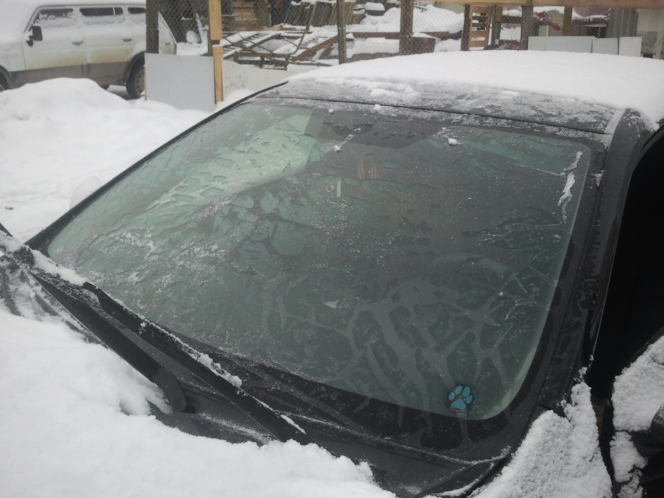 Снег со льдом больше не будет налипать на дворники вашей машины