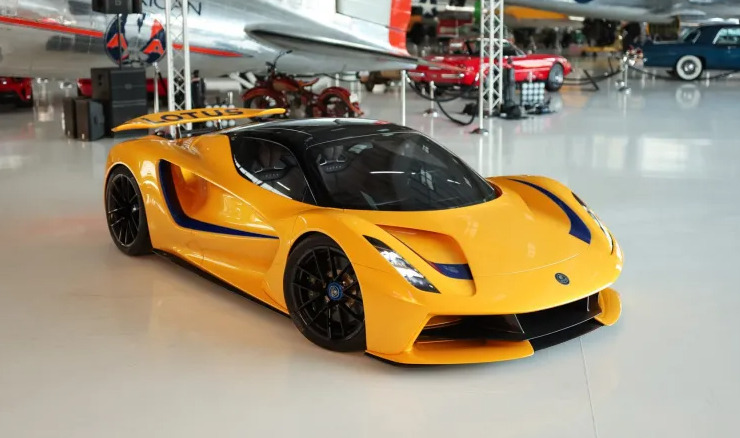 Hypercar Lotus Evija: specifiche, prezzo, cavalli, velocità massima e accelerazione 0 - 100